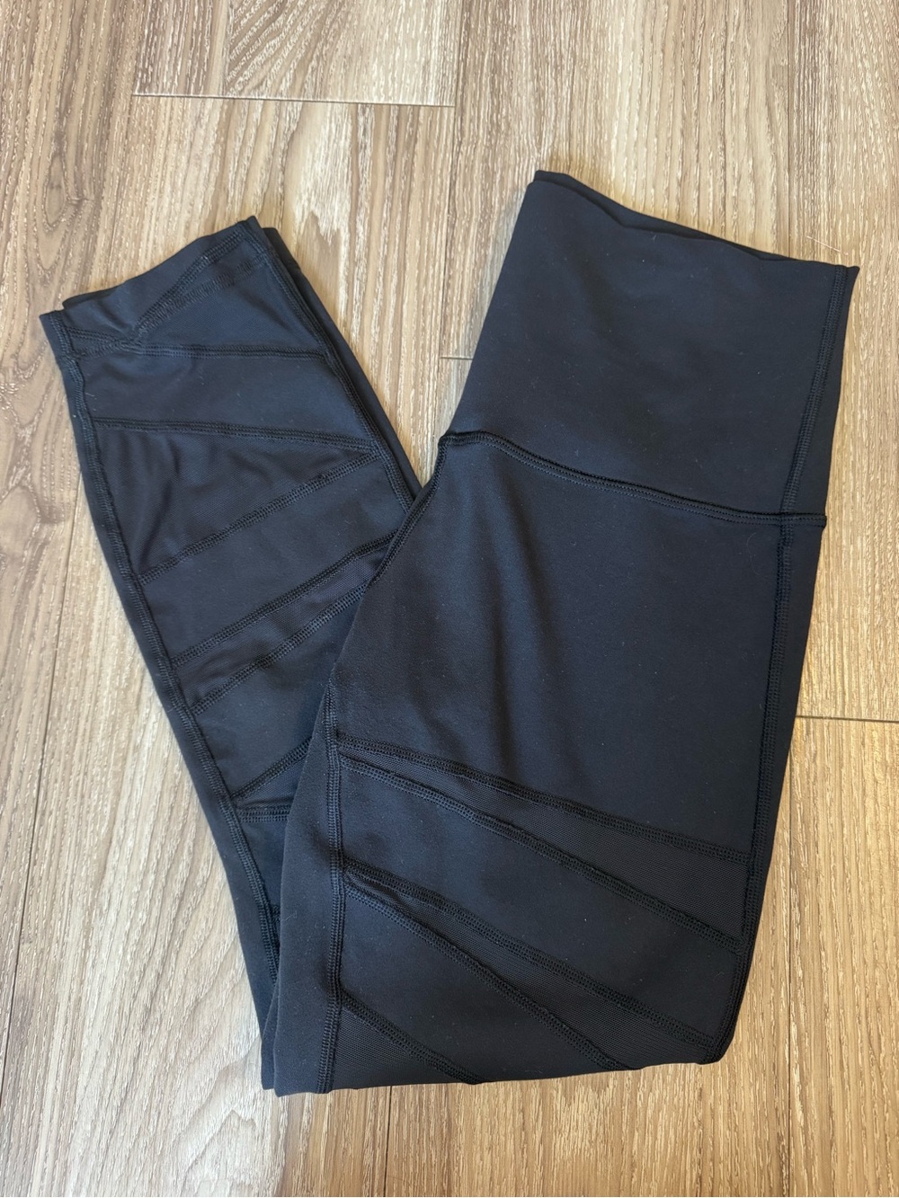 lululemon athletica Black High-Rise Leggings with Paneled Stitching